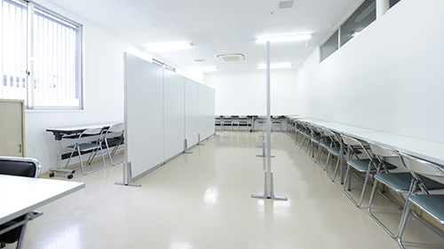 2F コミュニティールーム